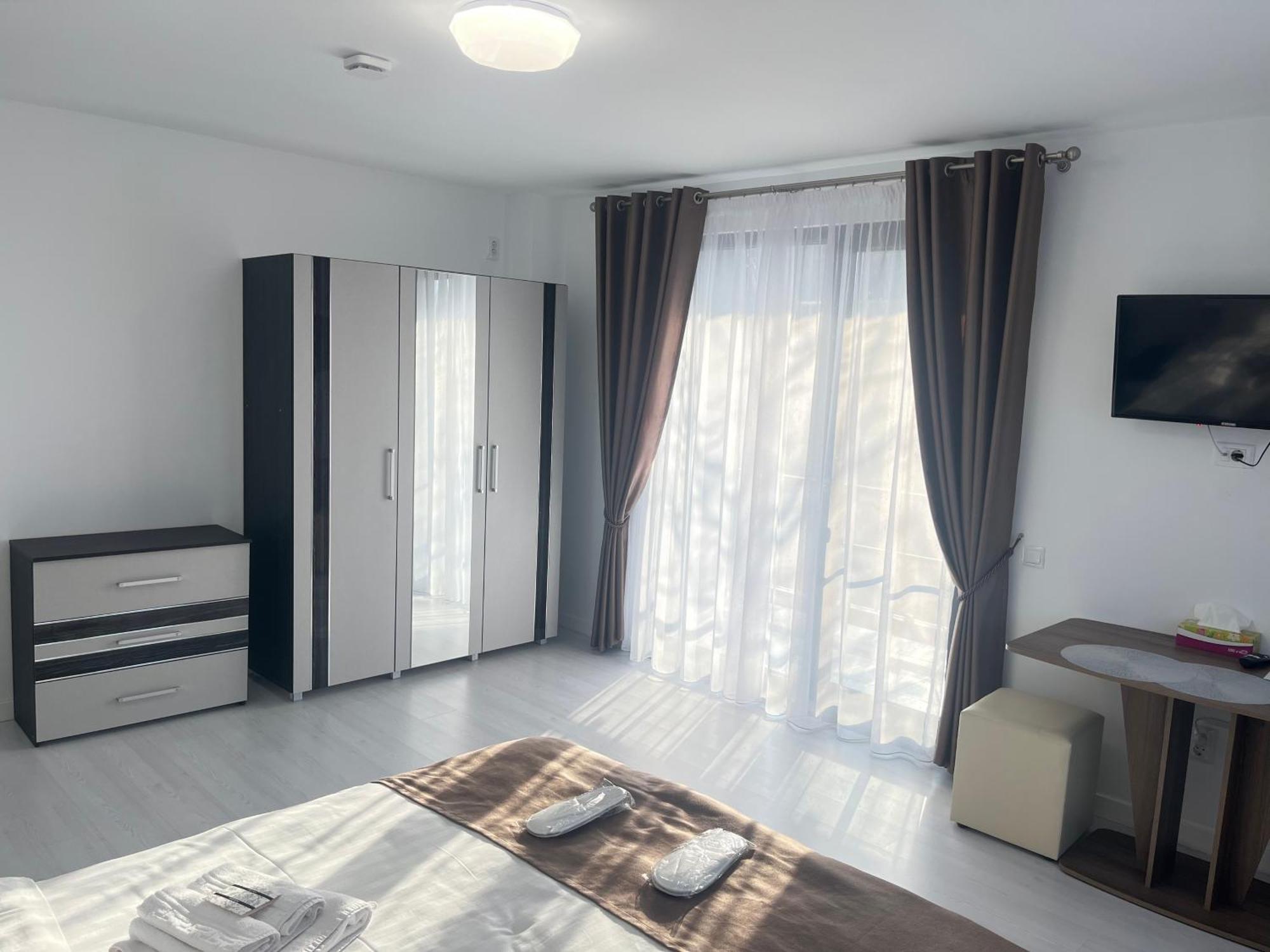 Hotel Palas Grand View Iasi Extérieur photo