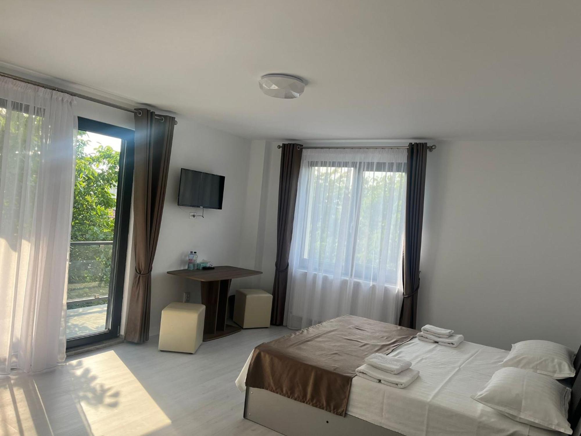 Hotel Palas Grand View Iasi Extérieur photo